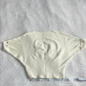 Cream Knit Top with Floral Embroidery
